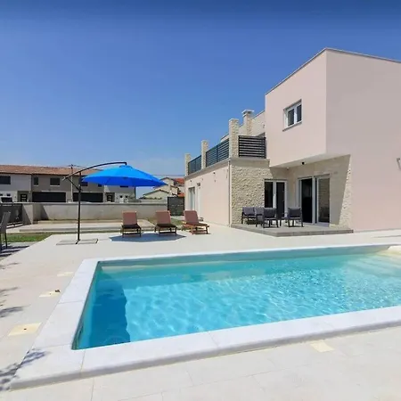 Vakantiehuis Gogo With Private Pool *